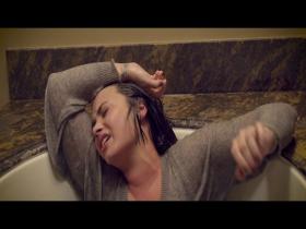 Demi Lovato Stone Cold (HD)